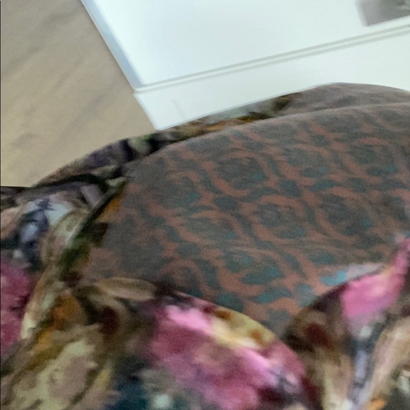 Dress - Picture 5 of 8